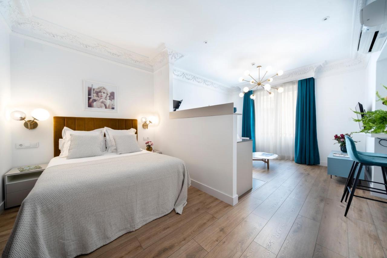 Real Segovia Apartments By Recordis Hotels Bagian luar foto