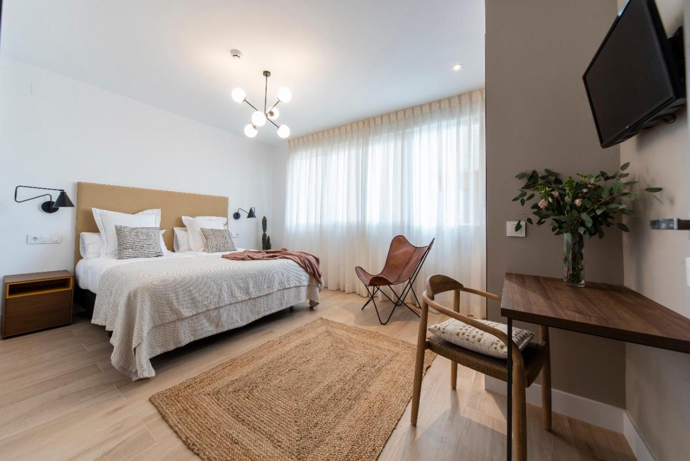 Real Segovia Apartments By Recordis Hotels Bagian luar foto